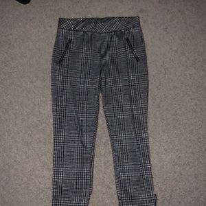 Joe B Plaid Leggings Black and White